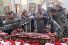 10.04.2026г.В Великую пятницу, епископ Находкинский и Преображенский Николай совершил вечерню с выносом Плащаницы Спасителя в Казанском Кафедральном соборе г. Находки.