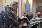 17.04.2025г.Епископ Находкинский и Преображенский Николай совершил утреню Великой пятницы с чтением двенадцати Страстных Евангелий.